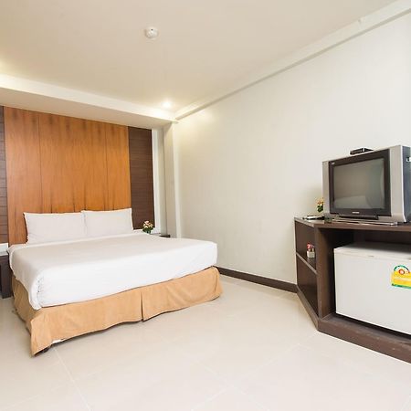 Tara Monte Hotel Bangkok Exterior photo
